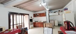 Casa com 02 dormitórios no bairro Santo Afonso 