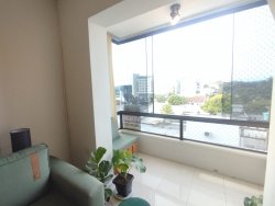 Apartamento com 02 dormitórios no condomínio Jardim Juliana 