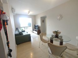 Apartamento com 02 dormitórios no condomínio Jardim Juliana 