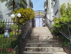 Apartamento com 02 dormitórios no condomínio Jardim Juliana 