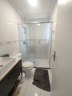 Apartamento com 02 dormitórios no condomínio Jardim Juliana 