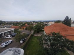 Apartamento com 02 dormitórios no condomínio Jardim Juliana 