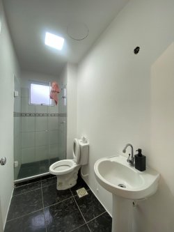Apartamento com 02 dormitórios para locação no Edifício Lafayette 