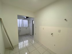 Apartamento com 02 dormitórios no Edifício Lafayette 