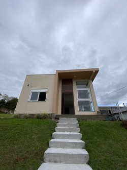 Casa com 02 dormitórios no Condomínio Mirante do Vale 