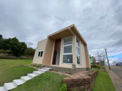 Casa com 02 dormitórios no Condomínio Mirante do Vale 