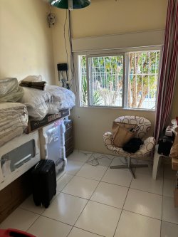 Casa com 04 dormitórios no bairro Ouro Branco 