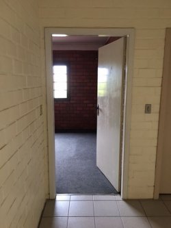 Apartamento com 02 dormitórios no Edifício Flamboyant 
