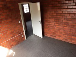 Apartamento com 02 dormitórios no Edifício Flamboyant 