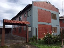 Apartamento com 02 dormitórios no Edifício Flamboyant 