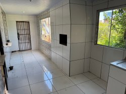 Sobrado com 02 dormitórios no bairro Santo André 