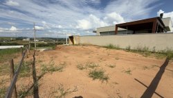 Terreno com 330m² no loteamento Garten Platz 