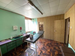 Casa histórica comercial para locação no Centro 