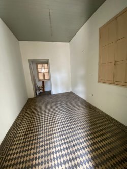 Casa histórica comercial para locação no Centro 