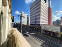 Casa histórica comercial para locação no Centro 