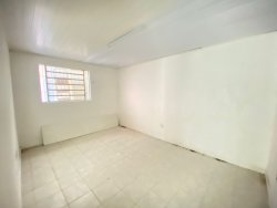 Sala comercial para locação no centro 
