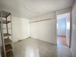 Sala comercial para locação no centro 