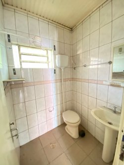 Sala comercial para locação no centro 