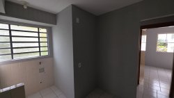 Apartamento com 02 dormitórios no Condomínio Sol Nascente  
