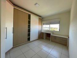 Apartamento com 02 dormitórios no Edifício Brodoski 