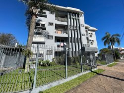 Apartamento com 02 dormitórios no Edifício Brodoski 
