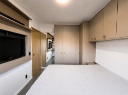 Apartamento com 02 dormitórios no Condomínio Estação Brasil 