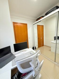 Apartamento com 02 dormitórios no Edifício Residencial Bento Gonçalves I 