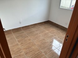 Apartamento térreo com 02 dormitórios no Porto Saint Germain 