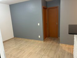 Apartamento térreo com 02 dormitórios no Porto Saint Germain 