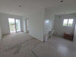 Apartamento com 02 dormitórios no Condomínio Solaris 