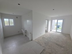 Apartamento com 02 dormitórios no Condomínio Solaris 