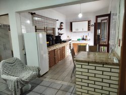 Casa com 03 dormitórios no bairro Liberdade 