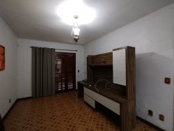 Casa com 03 dormitórios no bairro Liberdade 