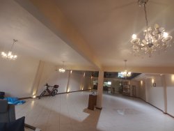 Prédio comercial diferenciado em Hamburgo Velho 