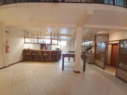Prédio comercial diferenciado em Hamburgo Velho 