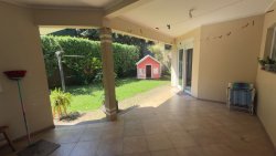 Casa com 03 dormitórios, sendo 01 suíte no bairro Rondônia 
