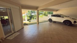 Casa com 03 dormitórios, sendo 01 suíte no bairro Rondônia 
