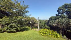Casa com 03 dormitórios, sendo 01 suíte no bairro Rondônia 