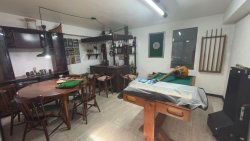 Casa com 03 dormitórios sendo 01 suíte com sacada para locação no bairro Rondônia 