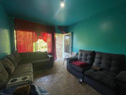Casa com 03 dormitórios no bairro Liberdade 