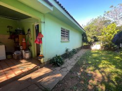 Casa com 03 dormitórios no bairro Liberdade 