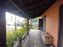Casa comercial com 02 dormitórios no bairro Rondônia 