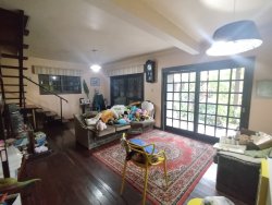 Casa comercial com 02 dormitórios no bairro Rondônia 