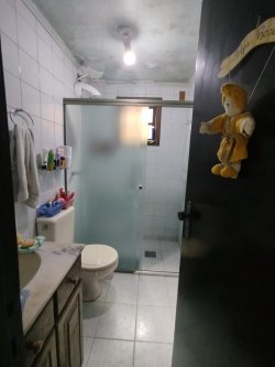 Casa comercial com 02 dormitórios no bairro Rondônia 