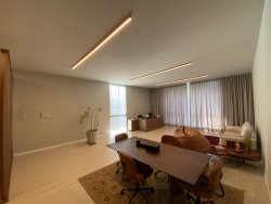 Sala comercial com 100m² para locação no bairro Vila Nova 