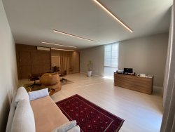 Sala comercial com 100m² para locação no bairro Vila Nova 