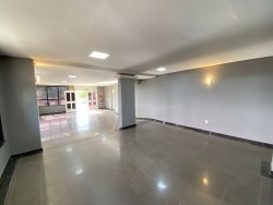 Sala comercial com 100m² para locação no bairro Hamburgo Velho 