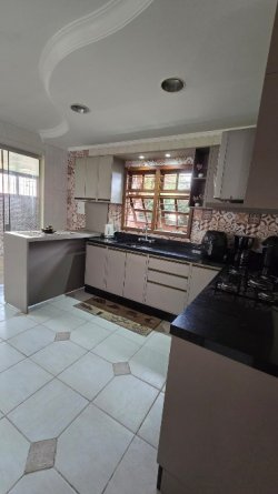 Casa plana com 02 dormitórios no bairro Rondônia 