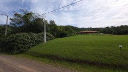 Terreno de 1000m² no Condomínio Country Village 