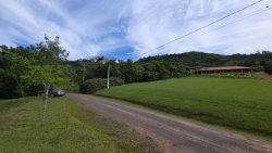 Terreno de 1000m² no Condomínio Country Village 